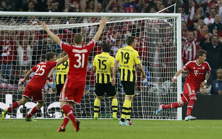 Τελικός Champions League: Εικόνες από τον αγώνα #45. Ο Μάριο Μάντζουκιτς πανηγυρίζει το γκολ που πέτυχε.