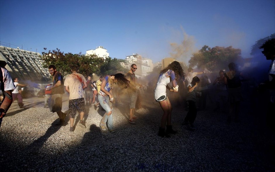 Φεστιβάλ των Χρωμάτων, Μεταξουργείο #19. 