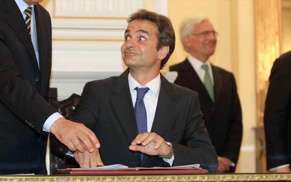Ορκωμοσία της νέας κυβέρνησης. Ο νέος υπουργός Διοικητικής Μεταρρύθμισης και Ηλεκτρονικής Διακυβέρνησης, Κυριάκος Μητσοτάκης.