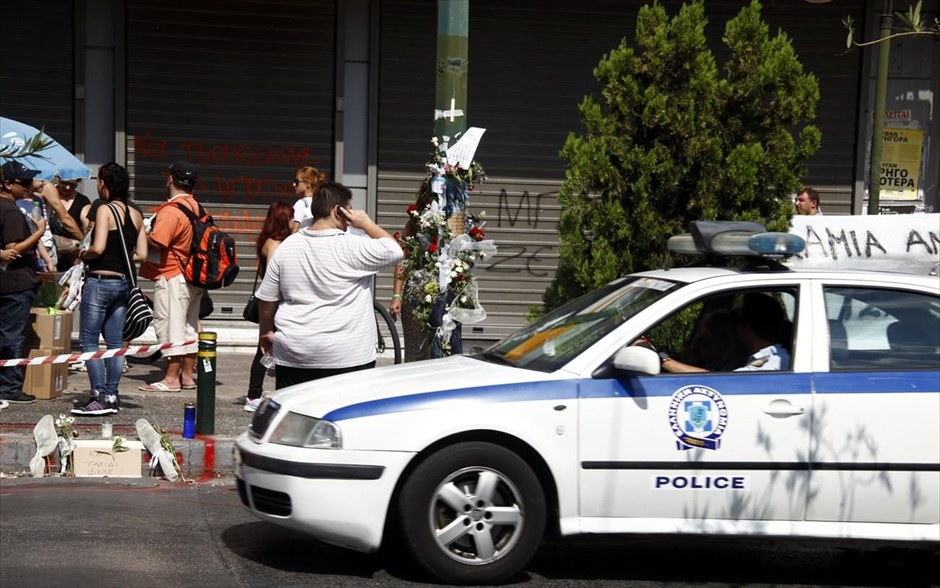 Θάνατος 19χρονου που πήδηξε από τρόλεϊ. Ο 19χρονος πήδηξε από τρόλεϊ το βράδυ της περασμένης Τρίτης κατά τη διάρκεια ελέγχου εισιτηρίων.