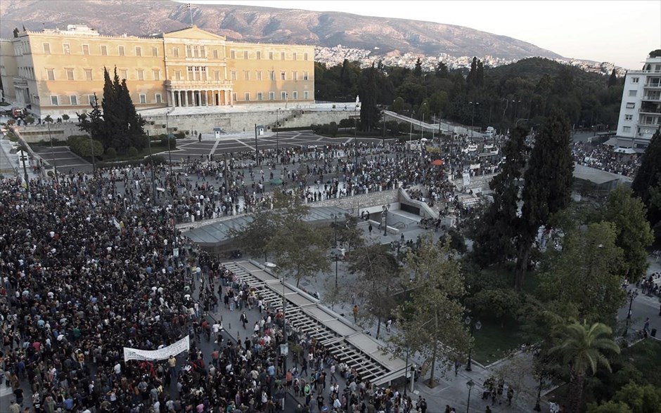 Αντιφασιστικό συλλαλητήριο - Σύνταγμα #24. &nbsp;Αεροφωτογραφία από την αντιφασιστική συγκέντρωση διαμαρτυρίας στην πλατεία Συντάγματος.