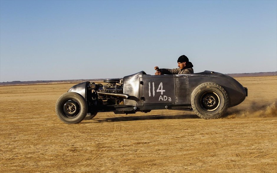 «Εβδομάδα ταχύτητας» στην έρημο Καλαχάρι. Ένα Model A4 του 1929 συμμετέχει στην Speedweek στην έρημο Καλαχάρι.