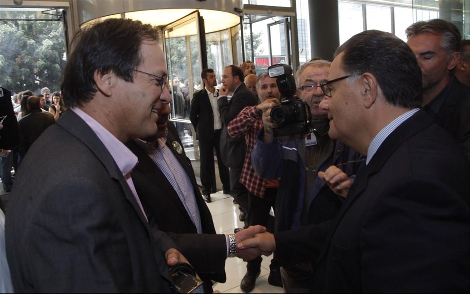 Παρουσιάστηκε το γήπεδο της ΑΕΚ. Ο Χρήστος Νικολόπουλος και υπουργός Πολιτισμού, Πάνος Παναγιωτόπουλος.