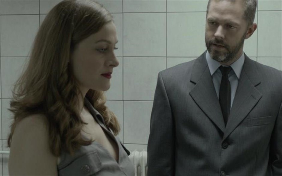 «Miss Violence». «Miss Violence»: Η δραματική ταινία του Αλέξανδρου Αβρανά&nbsp; απέσπασε τον Αργυρό Λέοντα (καλύτερη σκηνοθεσία) και τα βραβεία Volpi Cup (καλύτερος ανδρικός ρόλος για τον Θέμη Πάνου), Arca Cinema Giovani Award (καλύτερη ταινία) και Fedeora Award (καλύτερη μεσογειακή - ευρωπαϊκή ταινία) στο Φεστιβάλ της Βενετίας και συμμετείχε επίσημα στο Φεστιβάλ του Τορόντο.