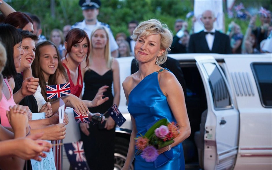  «Diana». Ο Όλιβερ Χιρσμπίγκελ σκηνοθετεί την ιστορία ενός έρωτα, που δεν έγινε ποτέ γνωστός, καταγράφει στο βιογραφικό δράμα «Diana», τα τελευταία δύο χρόνια της ζωής της διασημότερης γυναίκας στον κόσμο, της εμβληματικής Lady Di.