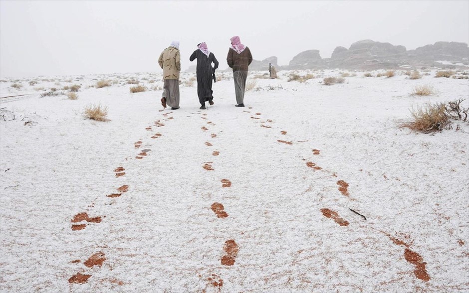 Σαουδική Αραβία - Κακοκαιρία - Χιόνια. Χωριό Αλκάν, δυτικά της Σαουδικής Αραβίας, 13 Δεκεμβρίου 2013.