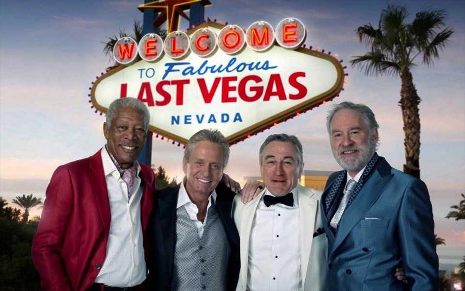 «Last Vegas». Στην κωμωδία του Τζον Τερτελτάουμπ, «Last Vegas», τέσσερις αχώριστοι φίλοι από την παιδική τους ηλικία - μέχρι σήμερα που είναι στα 60, αποφασίζουν να πάνε στο Λας Βέγκας όταν ο ορκισμένος εργένης της παρέας αποφασίζει να παντρευτεί μία τριαντάρα. Εκεί, η φιλία τους θα δοκιμαστεί με απρόσμενους τρόπους.