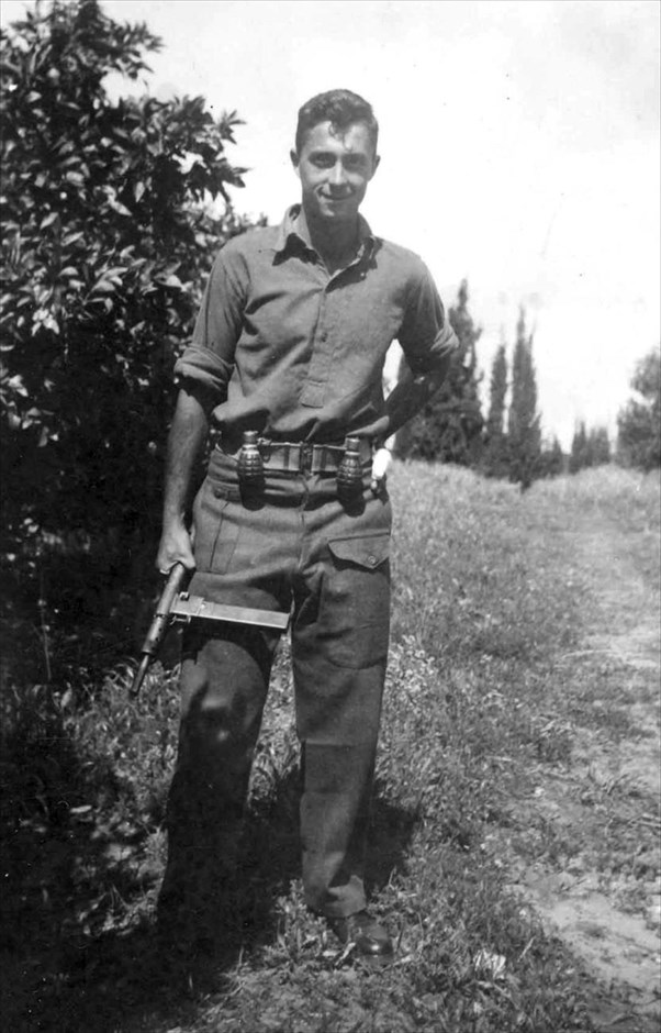 Ισραήλ - Αριέλ Σαρόν - Φεβρουάριος 1948. Ο Αριέλ Σαρόν την περίοδο που ήταν στρατιώτης στον ισραηλινό στρατό, το Φεβρουάριο του 1948. Φωτογραφία αρχείου που δόθηκε στη δημοσιότητα από το υπουργείο Άμυνας του Ισραήλ.