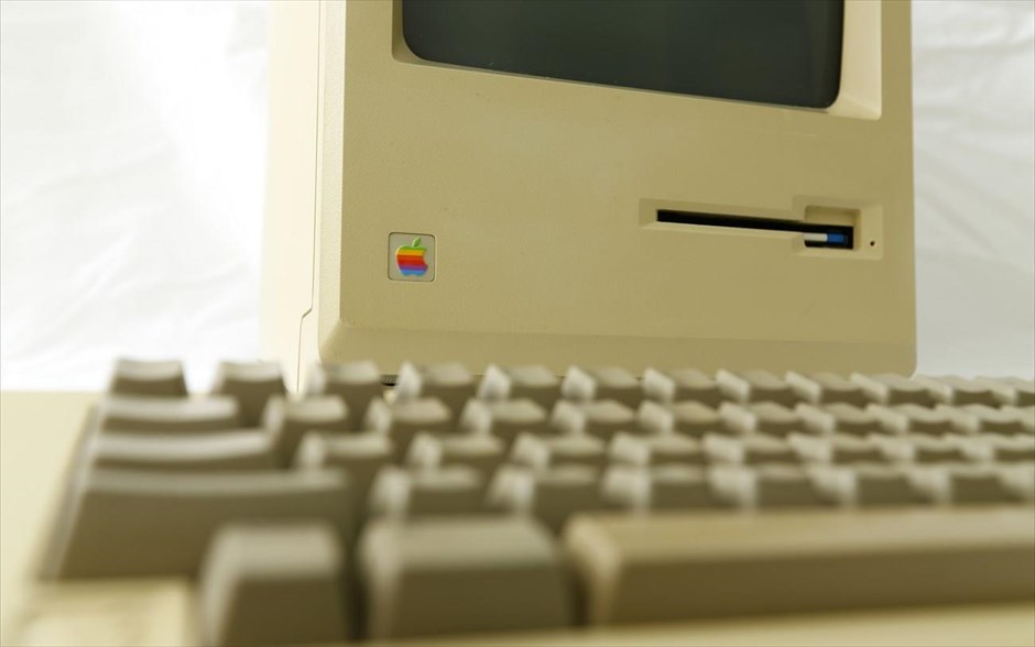 30 χρόνια Macintosh . Υπολογιστής&nbsp;Macintosh του 1984.