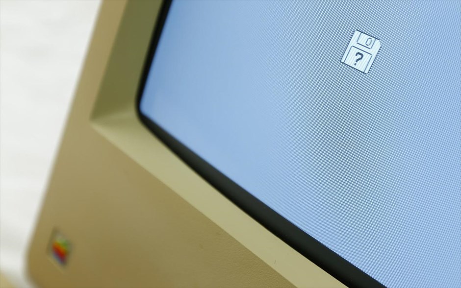30 χρόνια Macintosh . Υπολογιστής Macintosh του 1984.