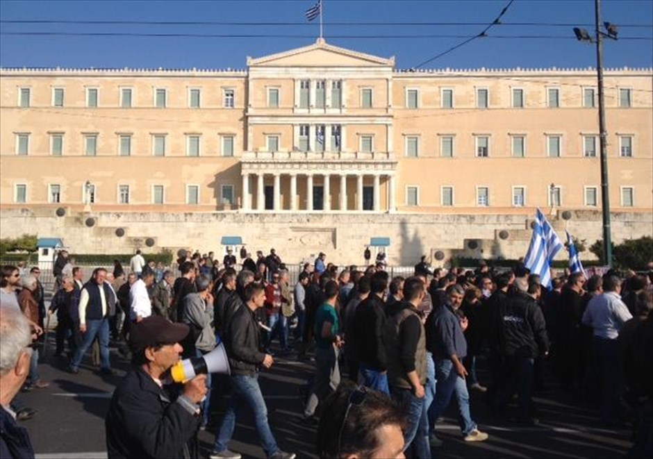 Παναγροτικό συλλαλητήριο - Αθήνα - Αγρότες - πορεία Βουλή. 