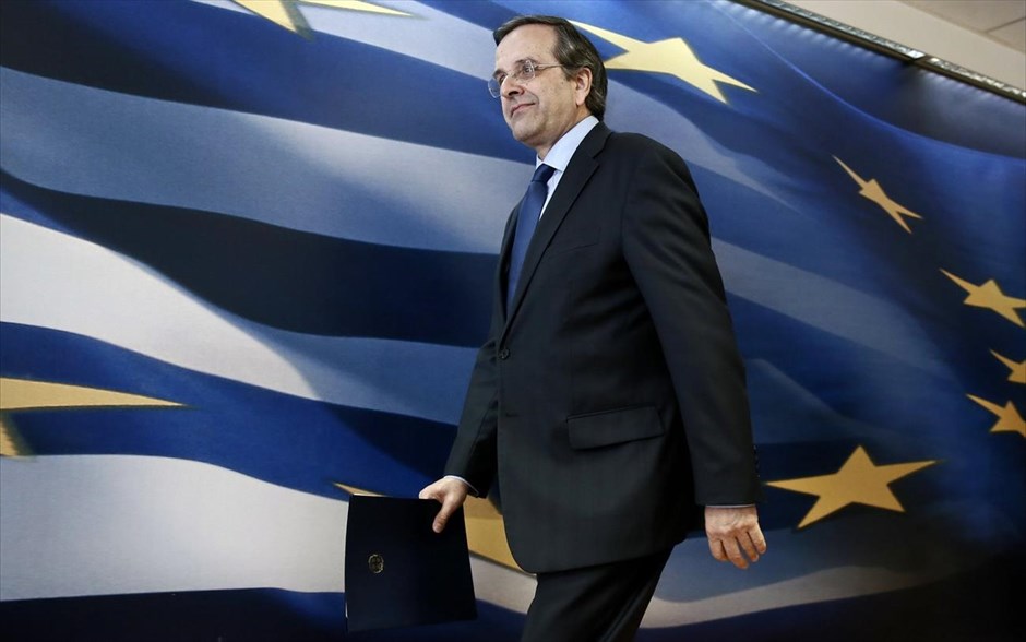 Αντ. Σαμαράς: Κοινωνικό μέρισμα πάνω από 500 εκατ. ευρώ. Ποσό άνω των 500 εκατ. από το πρωτογενές πλεόνασμα θα δοθεί σε ένα εκατομμύριο Έλληνες με βάση εισοδηματικά και περιουσιακά κριτήρια, καθώς και στους ένστολους με μηνιαίους μισθούς κάτω των 1.500 ευρώ, όπως ανακοίνωσε ο Πρωθυπουργός. Μιλώντας για τη συμφωνία που επιτεύχθηκε στο πλαίσιο της διαπραγμάτευσης με την τρόικα, ο Αντώνης Σαμαράς, ξεκαθάρισε πως «δεν χρειάζονται, ούτε πρόκειται να υπάρξουν νέα μέτρα λιτότητας, όπως με μονιμη κακοπιστία προεξοφλουσαν ορισμένοι, αλλά προκύπτει σημαντική ανακούφιση για τους Έλληνες πολίτες».
