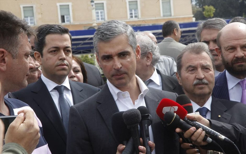 Αθήνα - Μαθητική παρέλαση - Άρης Σπηλιωτόπουλος. Ο υποψήφιος δήμαρχος Αθηναίων Άρης Σπηλιωτόπουλος κάνει δηλώσεις στους δημοσιογράφους μετά το τέλος της μαθητικής παρέλασης για την επέτειο της 25ης Μαρτίου.