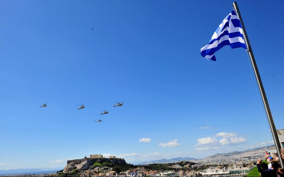 Στρατιωτική παρέλαση 25ης Μαρτίου 2014. 