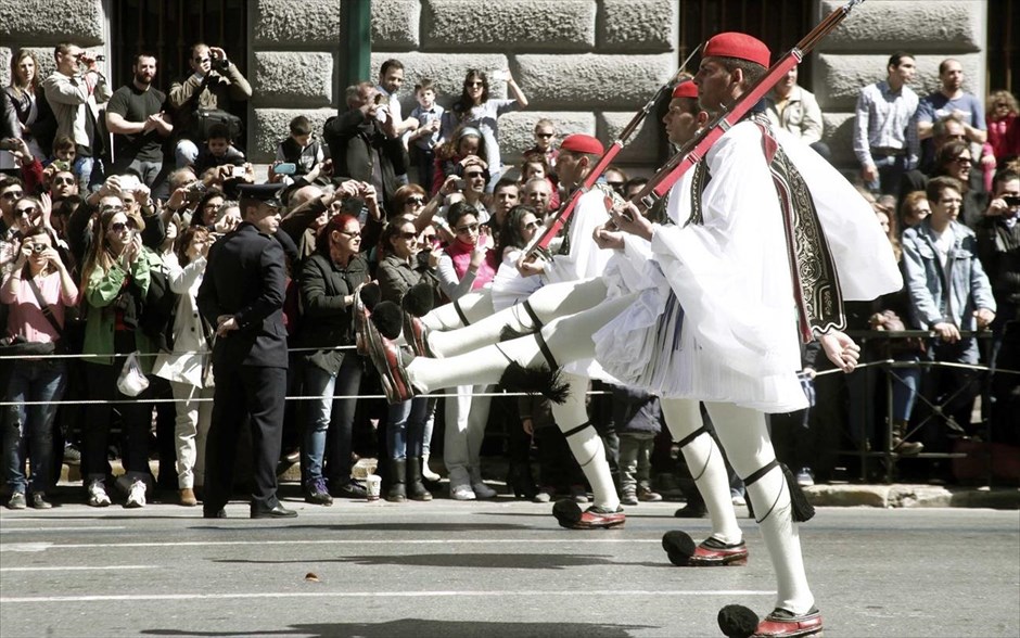 Στρατιωτική παρέλαση 25ης Μαρτίου 2014. 