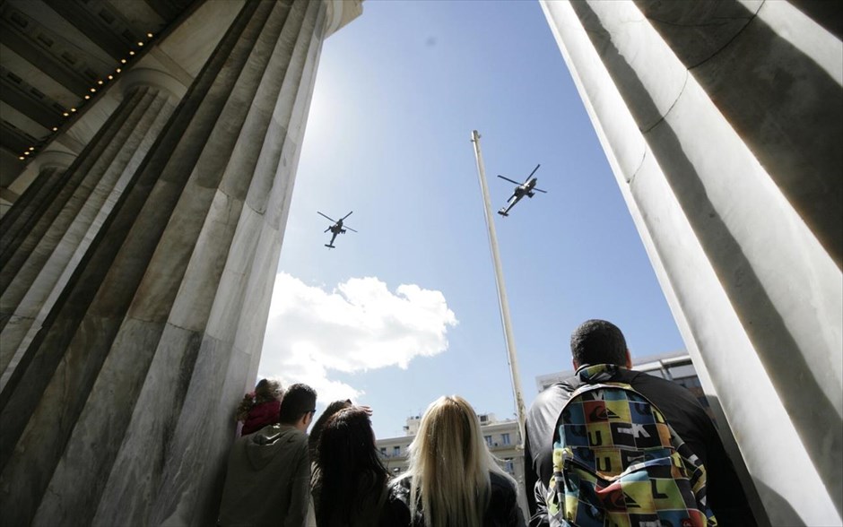 Στρατιωτική παρέλαση 25ης Μαρτίου 2014. 