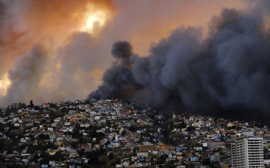 Χιλή: Δύο νεκροί από την πύρινη λαίλαπα στο Βαλπαραΐσο. 