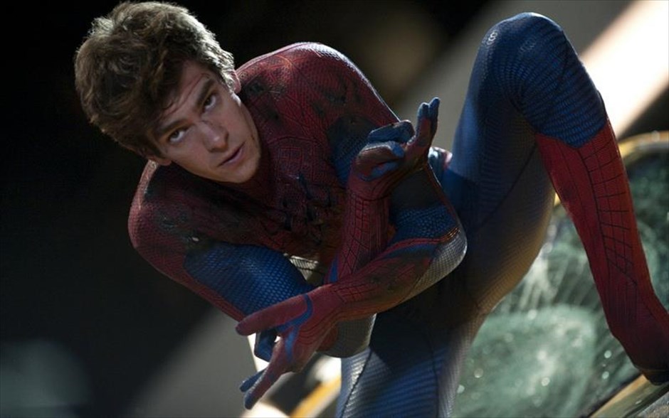 The amazing spider-man. «The amazing Spider - Man 2»: Ο άνθρωπος - αράχνη επιστρέφει στην περιπέτεια φαντασίας που σκηνοθετεί ο Μαρκ Γουέμπ. Εδώ ο γνωστός υπερήρωας δίνει τη μεγαλύτερή του μάχη, αφού οι εχθροί του, παλιοί και καινούριοι, ενώνονται.