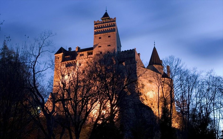 Πωλείται το κάστρο του Κόμη Δράκουλα. 