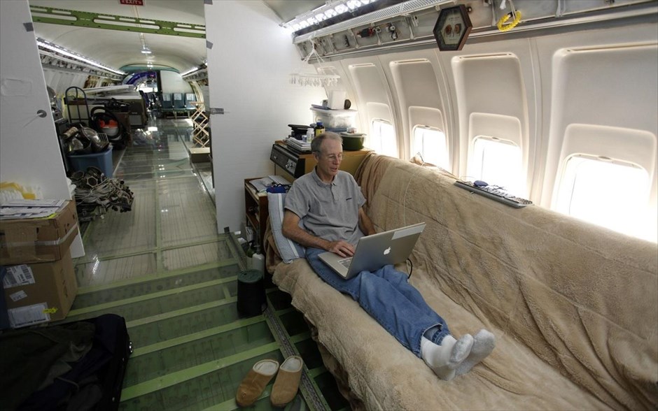 ΗΠΑ: Ζώντας σε ένα Boeing 727. 