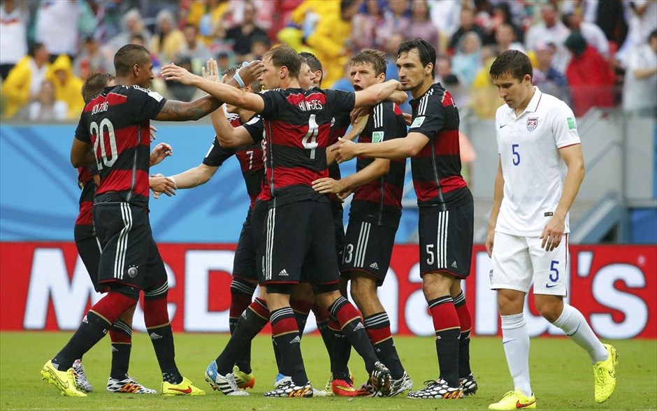 ΗΠΑ - Γερμανία. Πανηγυρίζουν οι Γερμανοί για το  0 -1.