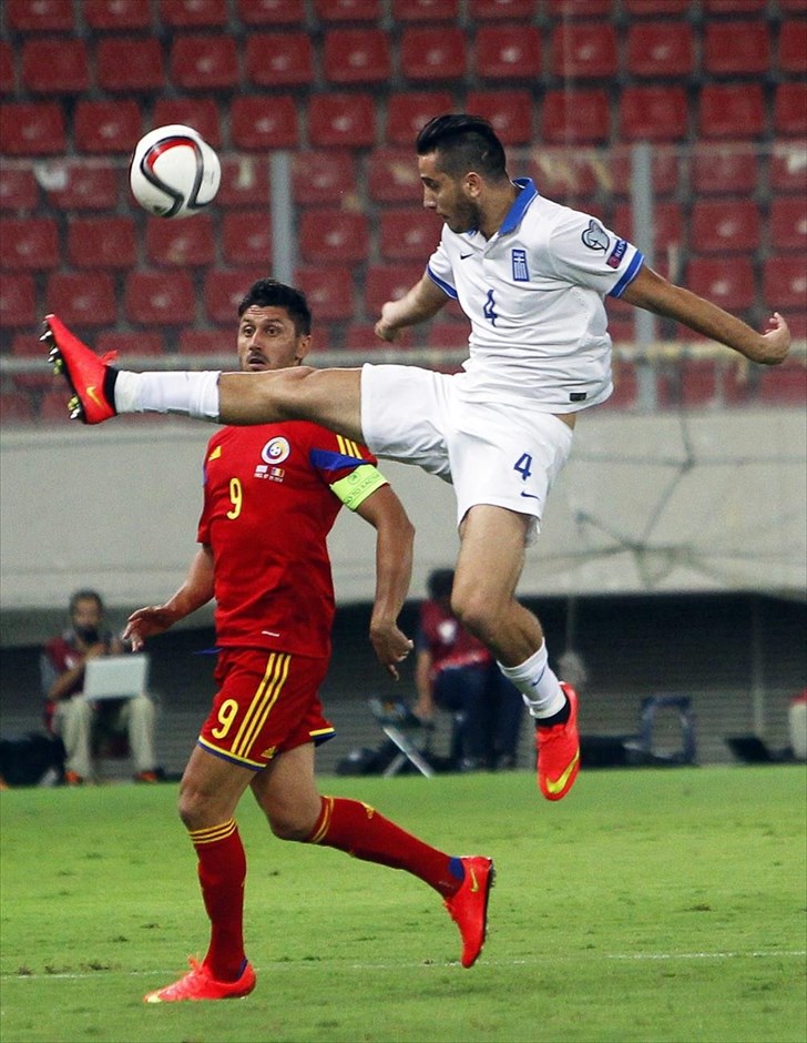 Euro 2016: Ελλάδα - Ρουμανία. Μανωλάς και Μάρικα.