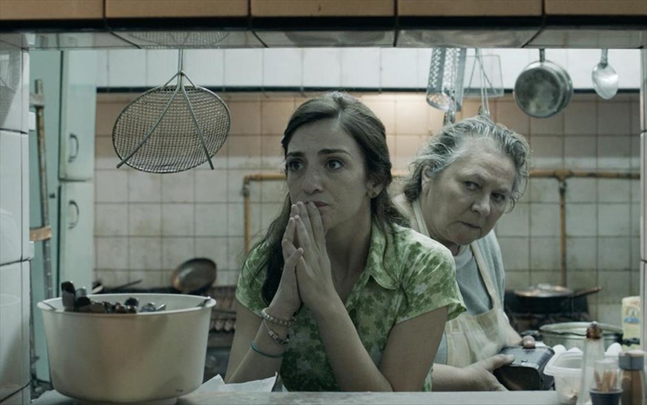 «Ιστορίες για αγρίους». Τι θα γινόταν, αν όλοι πράτταμε με βάση τις πραγματικές μας σκέψεις και ένστικτα; Αυτό διερευνά η μαύρη κωμωδία - κοινωνική σάτιρα «Ιστορίες για αγρίους» από την Αργεντινή, σε σκηνοθεσία του Ντάμιαν Σιφρόν, με τον Πέδρο Αλμοδόβαρ να συνυπογράφει την παραγωγή και τον - δύο φορές βραβευμένο με Όσκαρ - Γκουστάβο Σανταολάγια να συνθέτει τη μουσική.
