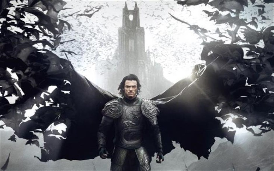 «Dracula untold». «Dracula untold»: Στην πρώτη του μεγάλου μήκους ταινία, ο Γκάρι Σορ συνδυάζει την ιστορία του πραγματικού Βλαντ Γ΄ Τσέπες ή Βλαντ Δράκουλα (1431 - 1476), πρίγκιπα της Βλαχίας, γνωστού ως Παλουκωτή, με την πρωτότυπη φανταστική ιστορία του Μπραμ Στόκερ.