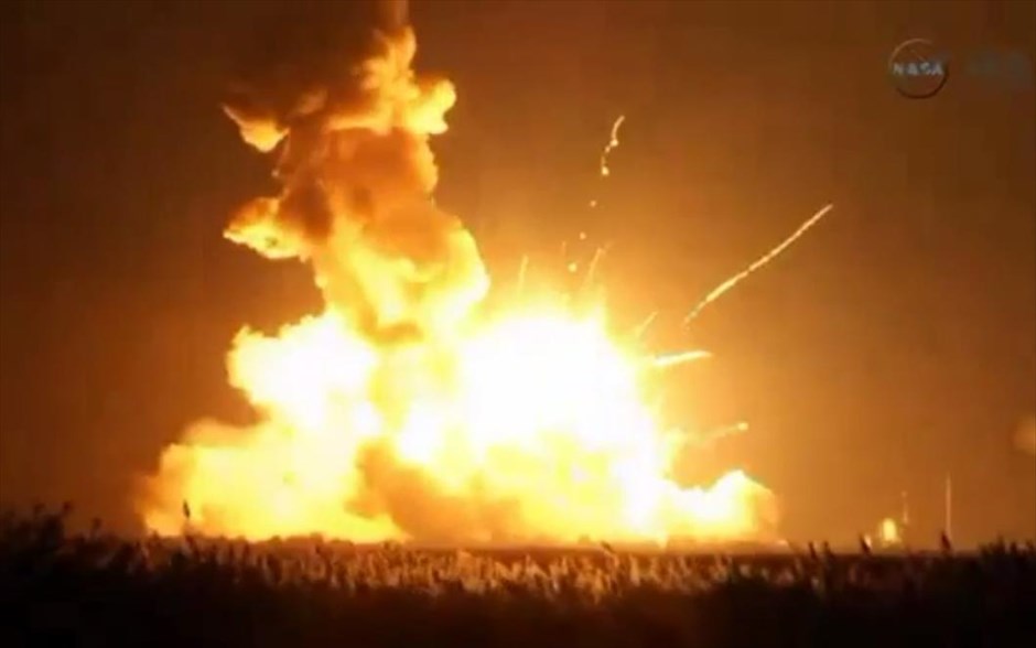NASA - Έκρηξη μη επανδρωμένου διαστημικού σκάφους. 