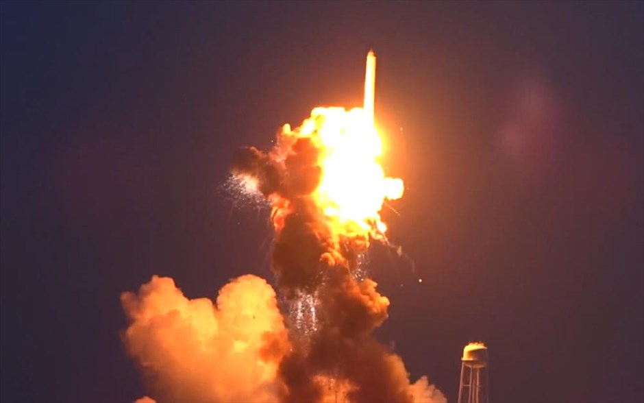 NASA - Έκρηξη μη επανδρωμένου διαστημικού σκάφους. 