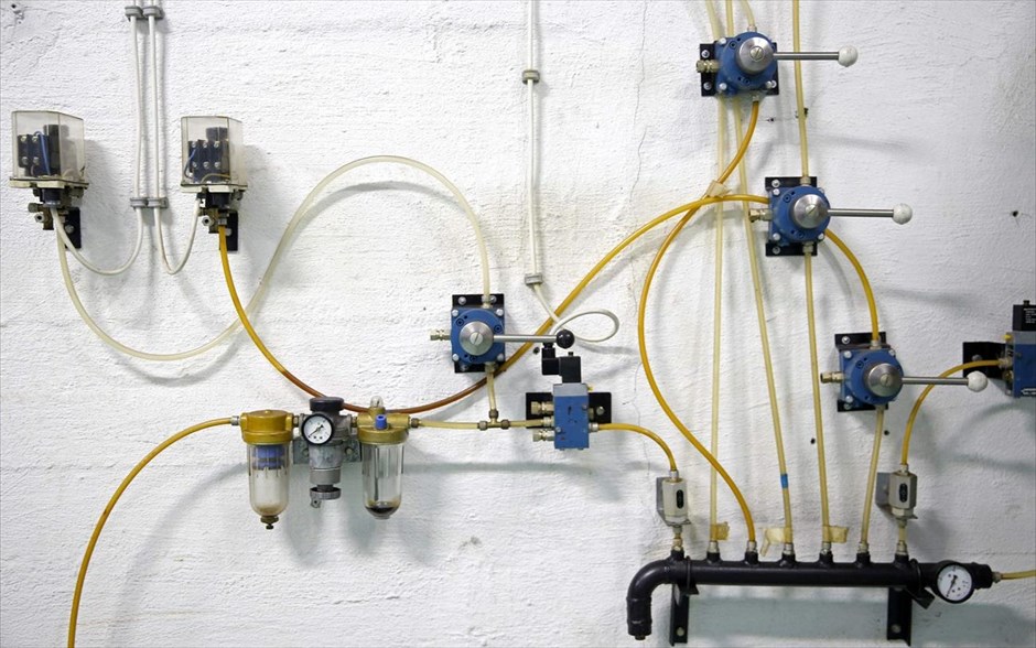 A device for measuring air quality is seen in Tito