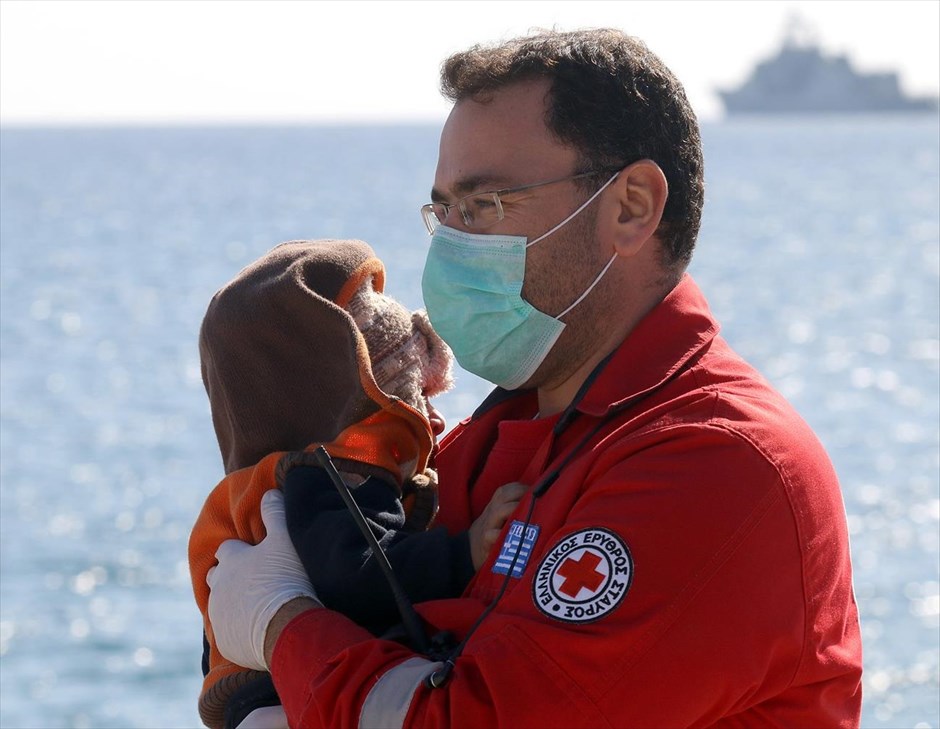 Στην Ιεράπετρα το πλοίο με τους 700 μετανάστες . 