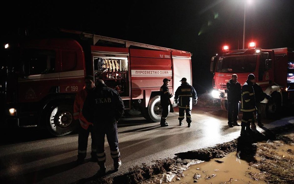 Επιχείρηση διάσωσης στη Νέα Φιλαδέλφεια Θεσσαλονίκης. 