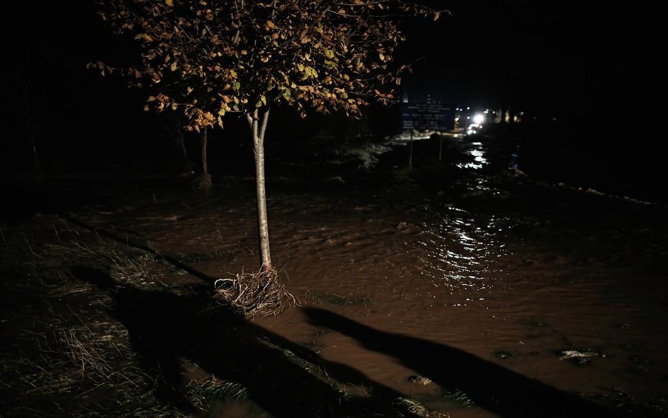 Επιχείρηση διάσωσης στη Νέα Φιλαδέλφεια Θεσσαλονίκης. 