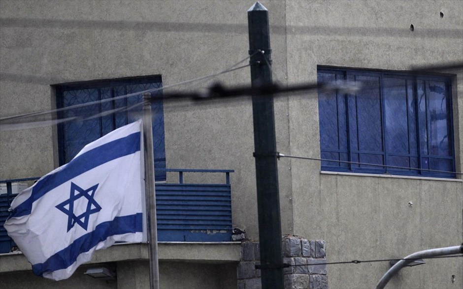 Επίθεση με καλάσνικοφ στην πρεσβεία του Ισραήλ. 