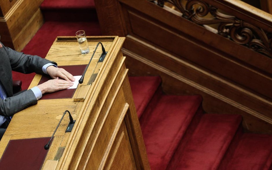 Βουλή - Δεύτερη ψηφοφορία για την εκλογή του Προέδρου της Δημοκρατίας. 