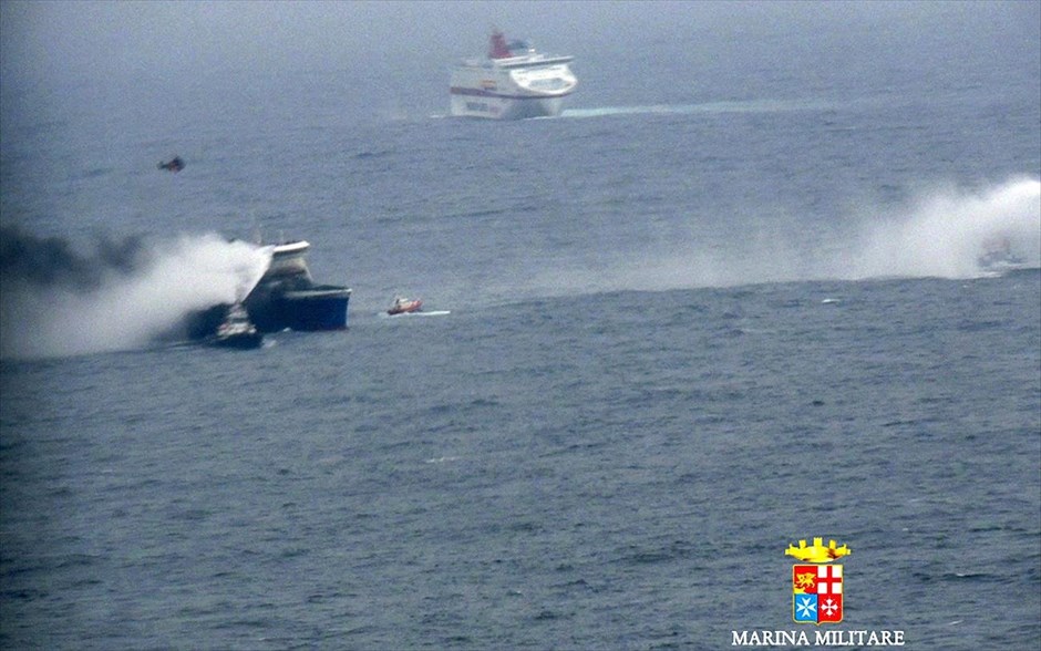 Πυρκαγιά στο πλοίο Νorman Αtlantic. 