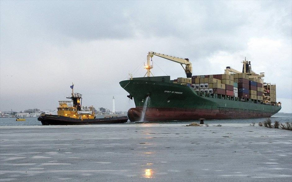 Επιχείρηση για τη διάσωση των επιβατών του πλοίου Νorman Αtlantic. Το Spirit of Piraeus.