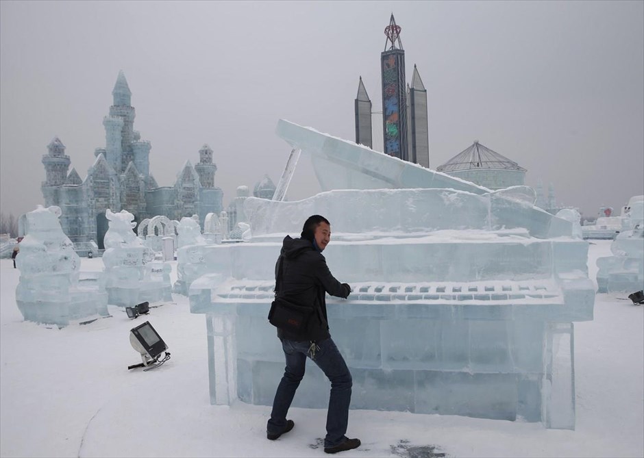 Διεθνές Φεστιβάλ Πάγου και Χιονιού στο Χαρμπίν. 