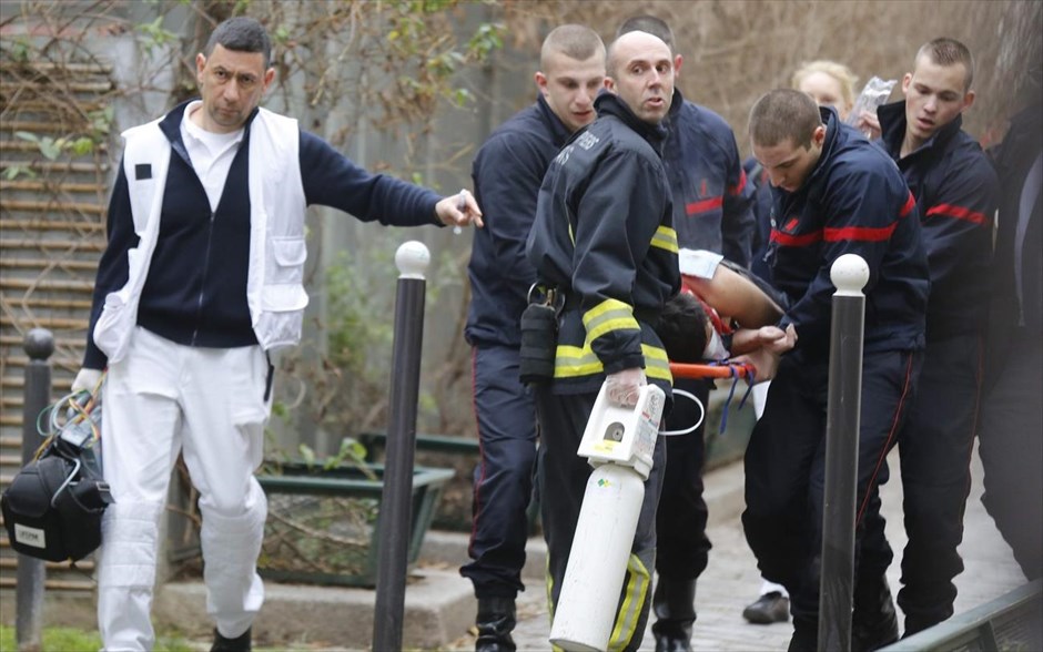 Αιματηρή επίθεση στα γραφεία της Charlie Hebdo. 