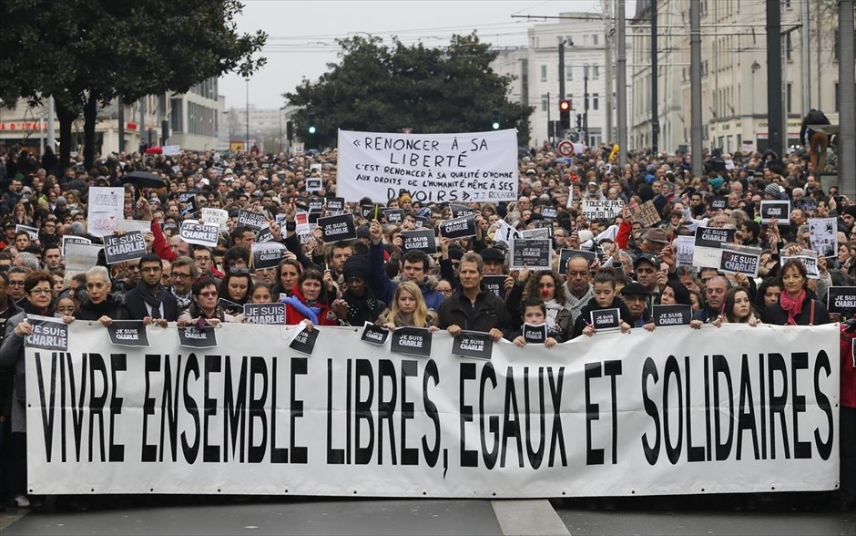 Γαλλία: Σχεδόν 230.000 διαδήλωσαν κατά των αιματηρών επιθέσεων. Νάντη.