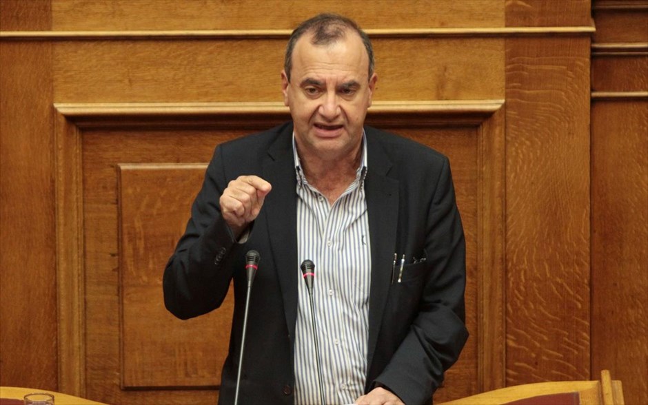  Αναπληρωτής Υπουργός Κοινωνικών Ασφαλίσεων - Δημήτρης Στρατούλης. Δημήτρης Στρατούλης, αναπληρωτής Υπουργός Κοινωνικών Ασφαλίσεων