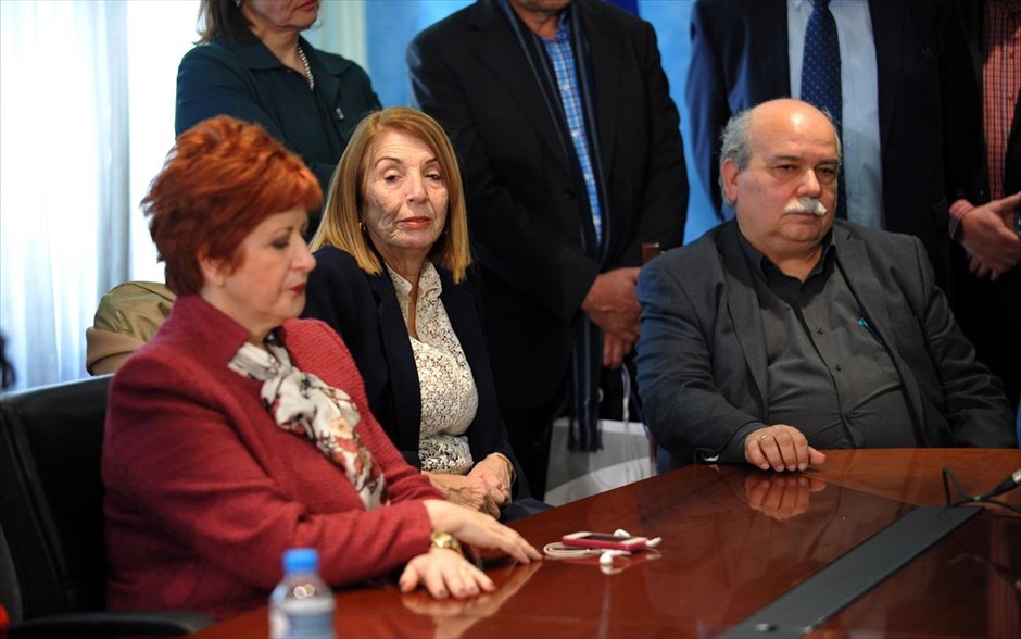 Τελετή - Παράδοση - Υπουργείο Εσωτερικών. Η Μαρία Κόλλια Τσαρουχά, με την Τασία Χριστοδουλοπούλου και τον Νίκο Βούτση.
