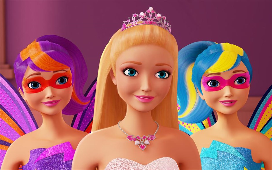 «Barbie: Η σούπερ πριγκίπισσα». Στην ταινία κινουμένων σχεδίων του Ζέκε Νόρτον «Barbie: Η σούπερ πριγκίπισσα», η Barbie αποκτά μαγικές δυνάμεις, που της επιτρέπουν να μεταμορφώνεται σε σούπερ πριγκίπισσα και να προστατεύει το βασίλειό της, πολεμώντας το έγκλημα.