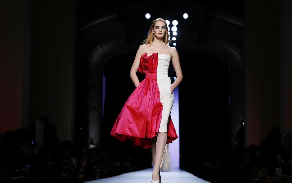 Παρίσι - Εβδομάδα Μόδας. Jean Paul Gaultier / Haute Couture Spring Summer 2015.