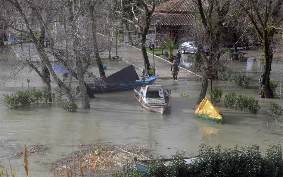 Άρτα - Πλημμύρες. Στιγμιότυπο από την Άρτα.