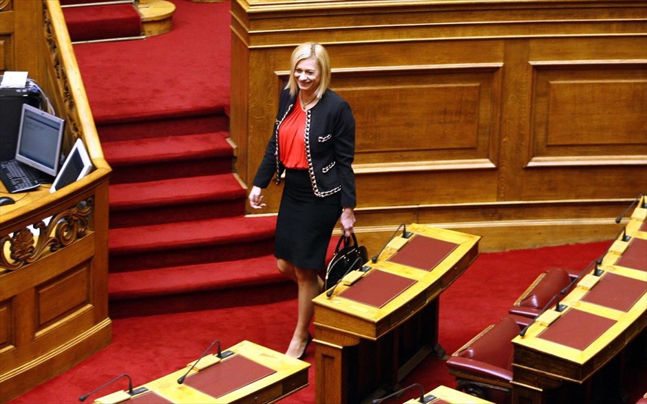 Βουλή - προγραμματικές δηλώσεις . Η βουλευτής του ΣΥΡΙΖΑ, Ραχήλ Μακρή.