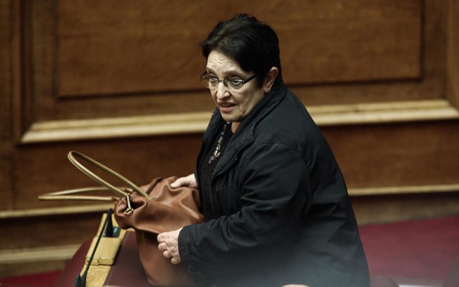Βουλή - προγραμματικές δηλώσεις . Η βουλευτής του ΚΚΕ Αλέκα Παπαρήγα.&nbsp;