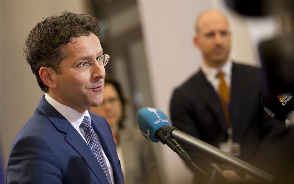 Γερούν Ντέισελμπλουμ - άφιξη Eurogroup . «Υπάρχει κάποια αισιοδοξία, αλλά, όπως καταλαβαίνετε, είναι δύσκολο», σημείωσε κατά την άφιξή του ο πρόεδρος του Eurogroup Γερούν Ντέισελμπλουμ.