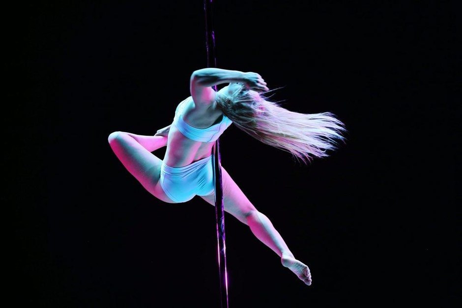 Παγκόσμιο Πρωτάθλημα Pole Dancing. Στιγμιότυπο από το Παγκόσμιο Πρωτάθλημα Pole Dancing που διοργανώνεται αυτές τις ημέρες στο Πεκίνο.